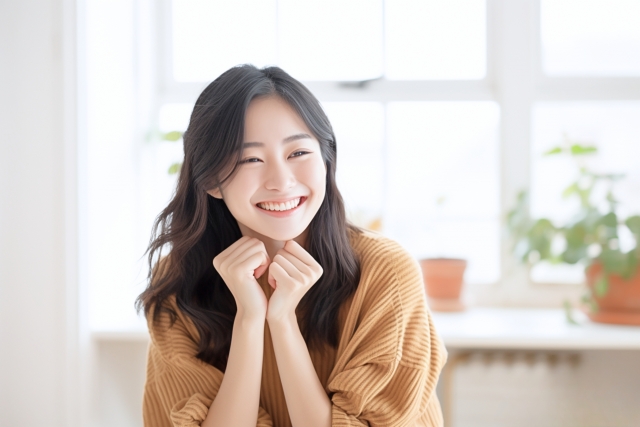 喜ぶ女性